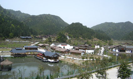 舒心轻松：三清山二日游（宿山下田园牧歌）