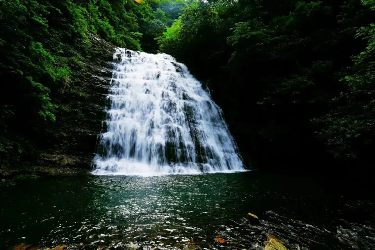 三清山玉帘瀑布景区，暑期市场优惠政策