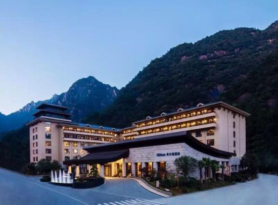 全球首次布局在核心景区，希尔顿度假酒店青睐三清山的秘密