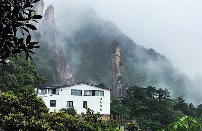 三清山如何挑选上山线路、最佳住宿和最有价值的景点