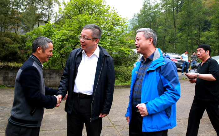 任友群副市长来三清山调研教育工作