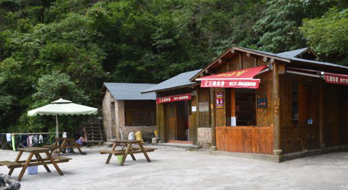 三清山一线天客栈
